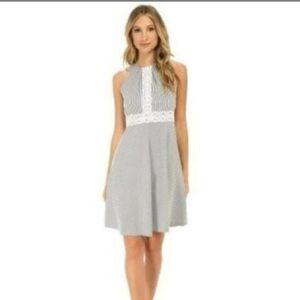 London Times Seersucker Gray and White Mini Dress Size 4